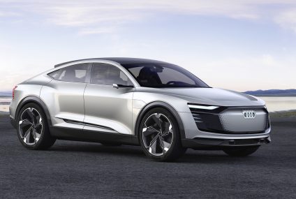 Audi continua sulla strada dell’elettrico con E-Tron Sportback concept