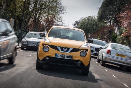 Niente Cellulare quando si guida. Nissan lo dice soprattutto ai giovani Niente Cellulare quando si guida. Nissan lo dice soprattutto ai giovani