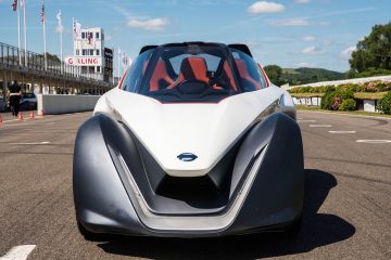 BladeGlider Nissan a Goodwood: 70 anni di veicoli elettrici