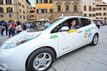 Firenze Smart city: i tassisti italiani scelgono Nissan LEAF