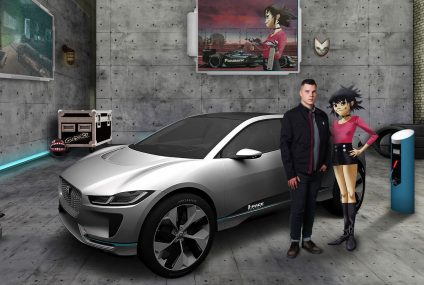 Jaguar Land Rover assume ingegneri con una APP