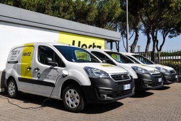 Furgoni Elettrici Peugeot e Citroën per Hertz