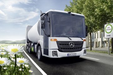Daimler Trucks ad Ecomondo 2017 con Mercedes e FUSO