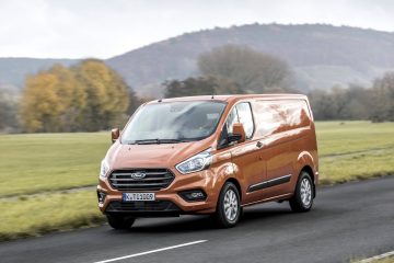 Nuovo Ford Transit Custom stile e Funzionalità