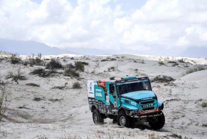 Sfida cercasi. IVECO con onore a Dakar e Africa Eco Race