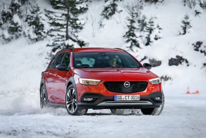 Nuova Insignia Tourer Ammiraglia di Opel
