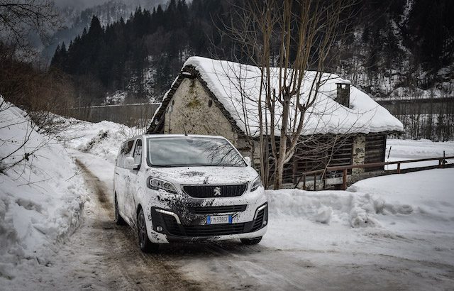 Traveller Peugeot, E Lo Shuttle Diventa Integrale