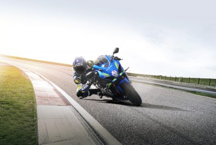 Suzuki GSX-R 2018: arriva la nuova colorazione blu MotoGP