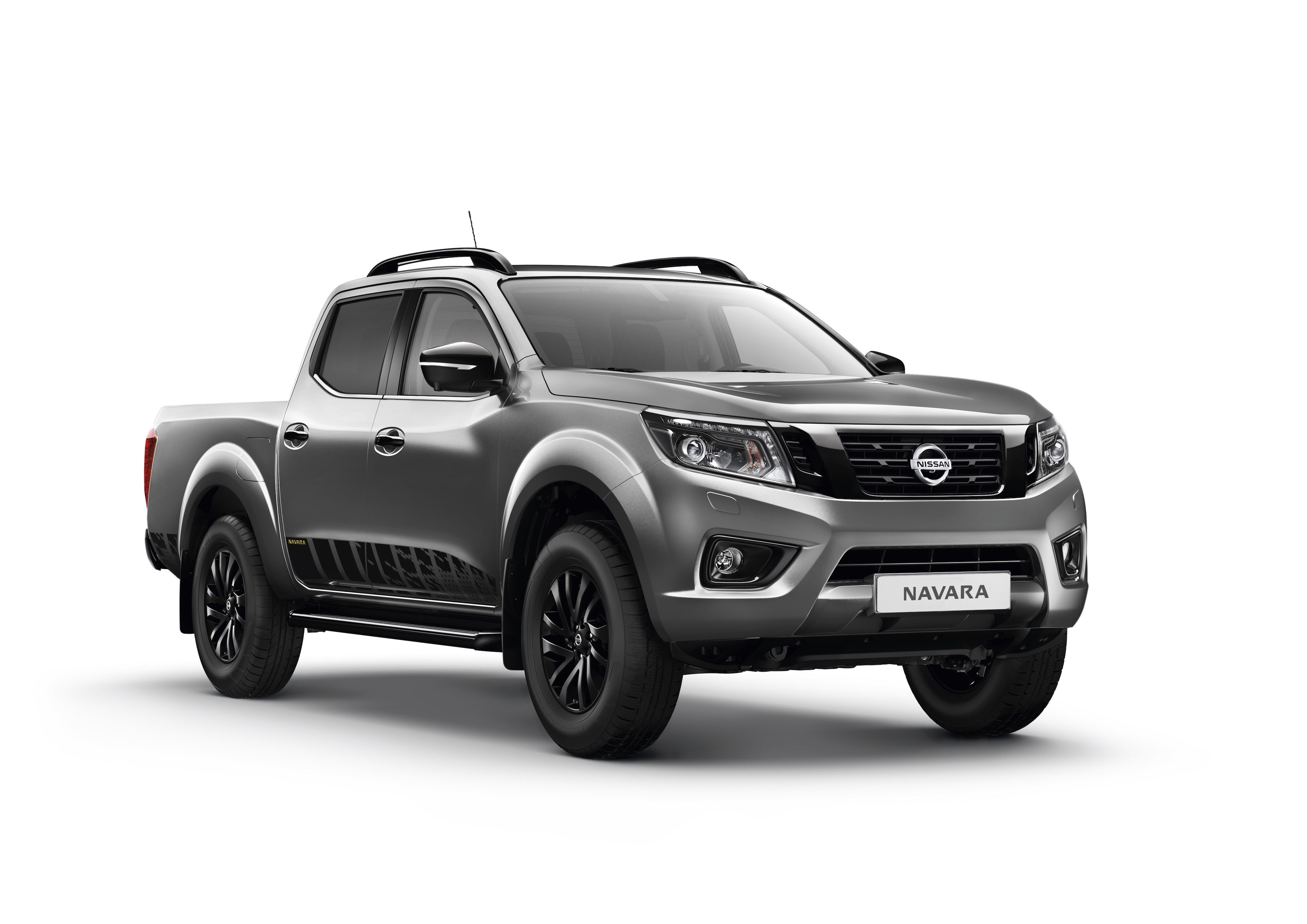 Nissan Navara, arriva la versione speciale N-Guard